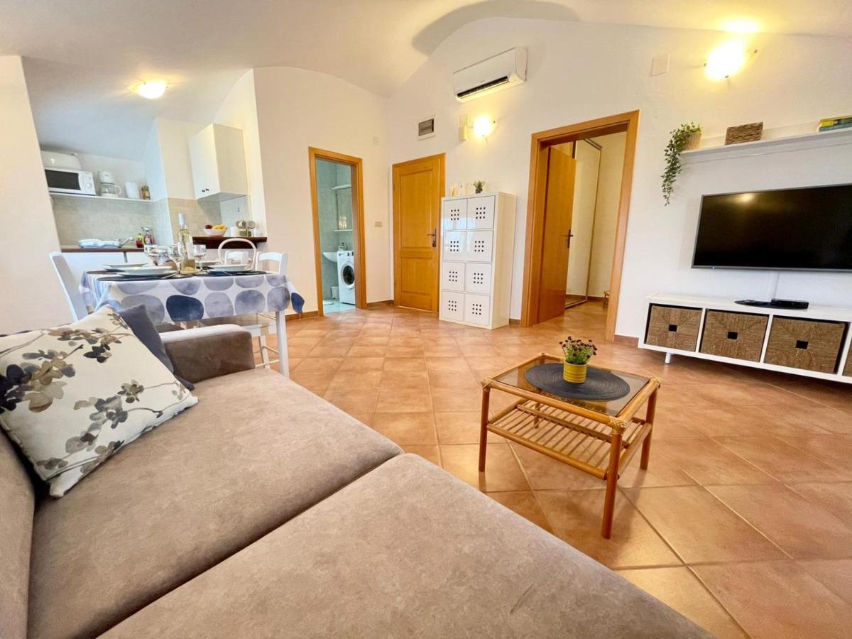 Apartments Ladonja Medulin Ngoại thất bức ảnh